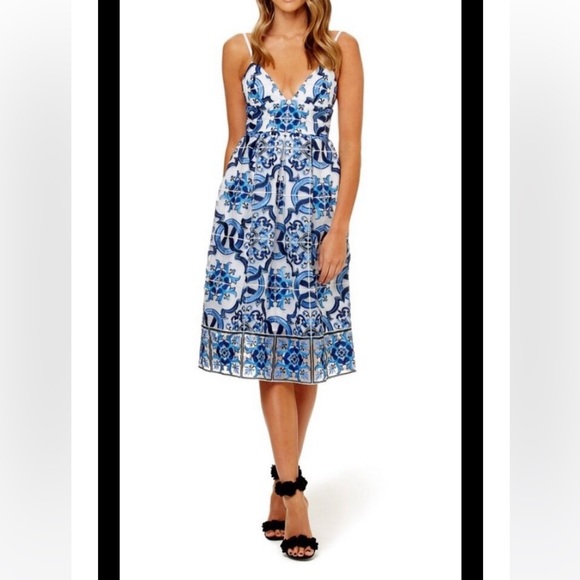 KOOKAI Donatella White Blue Embroidered Cocktail Midi Dress - Picture 8 of 15